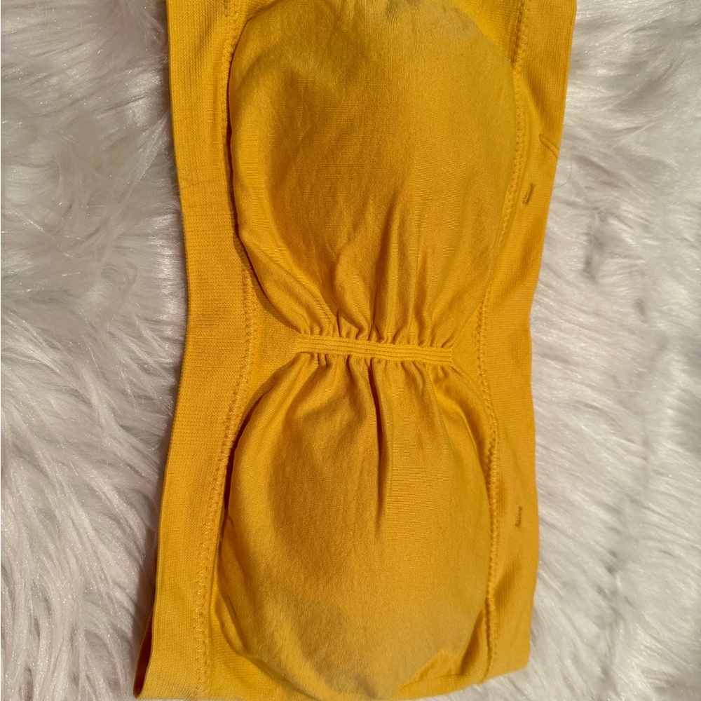 Bandeau with removable bra pads